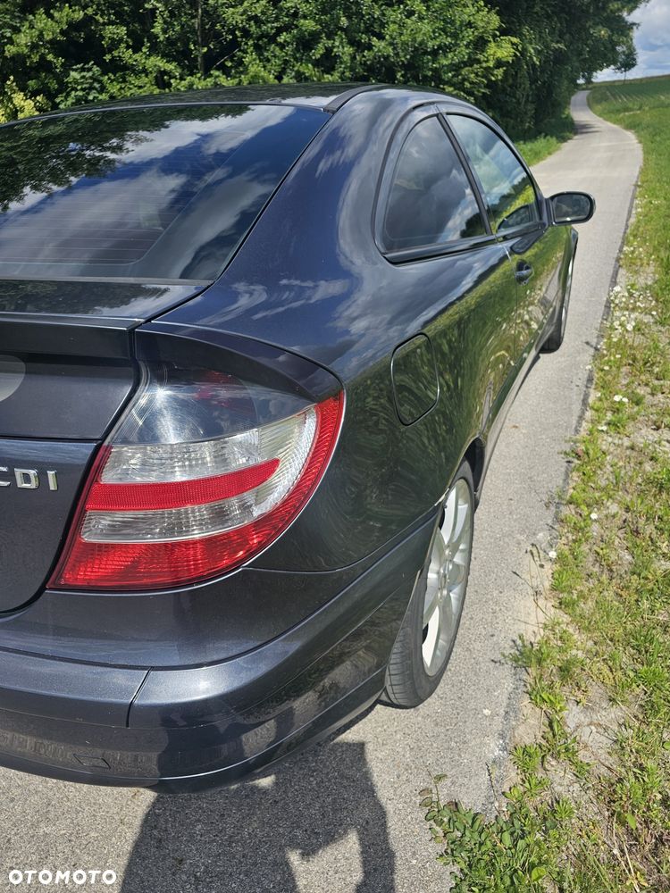 Mercedes-Benz CL - 3