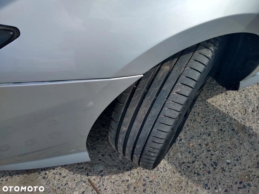 Renault Laguna 2.0 DCi FAP GT - 37