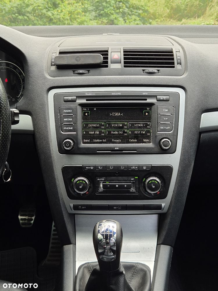 Skoda Octavia 2.0 TDI DPF RS - 25