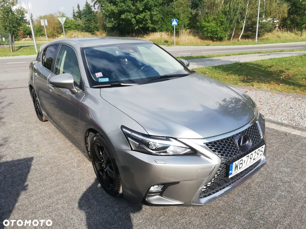 Lexus CT 200h Elegance - 2