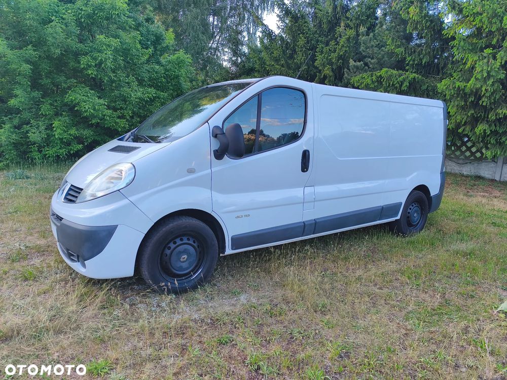 Renault TRAFIC - 1