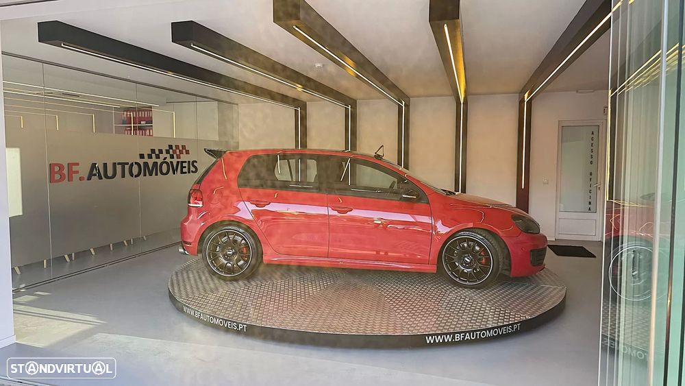 VW Golf 2.0 TSi GTI DSG - 8