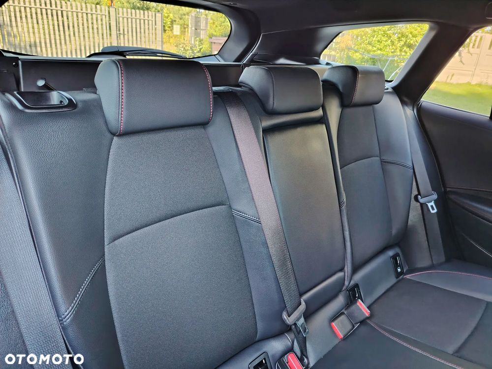 Toyota Corolla 2.0 Hybrid GR Sport Dynamic - 35