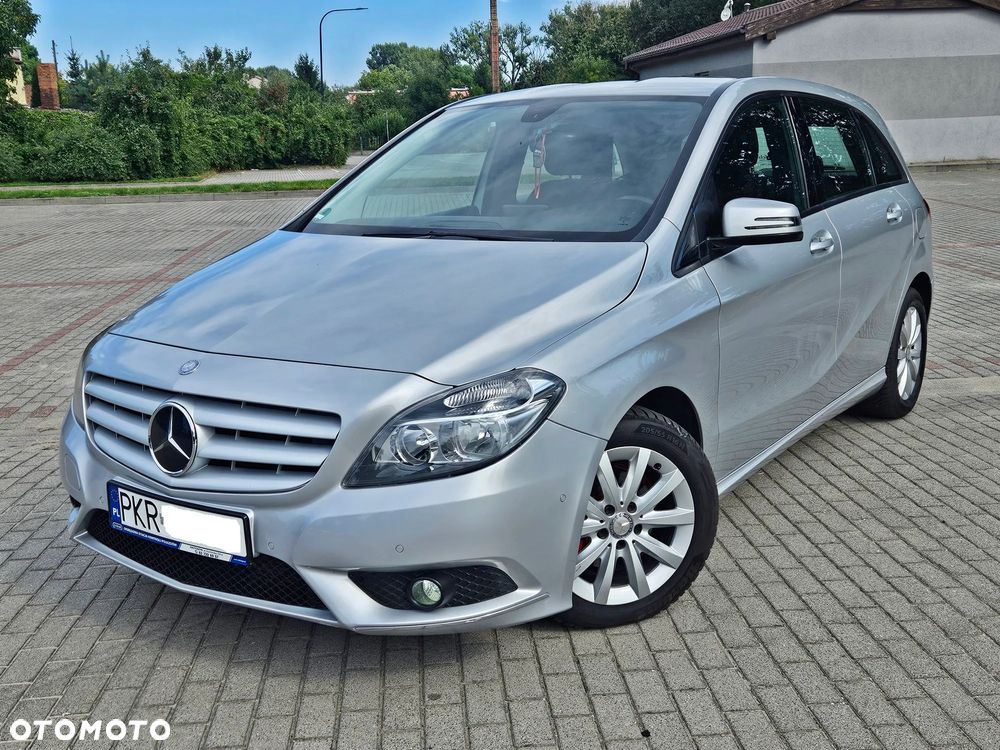 Mercedes-Benz Klasa B 180 (BlueEFFICIENCY) - 17