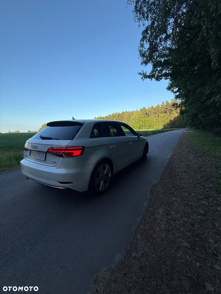 Audi A3 Sportback 2.0 TDI - 5