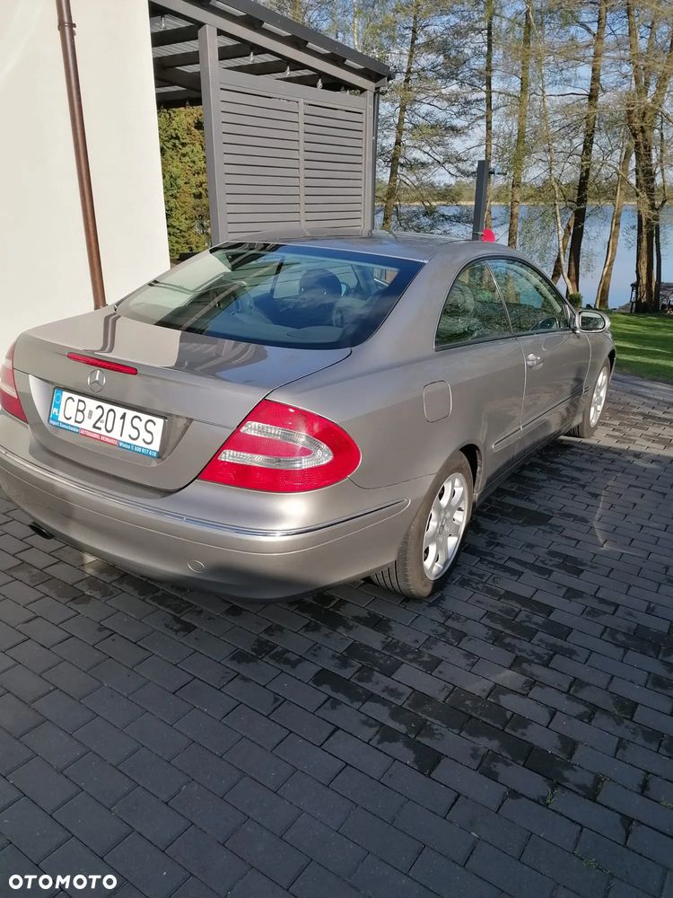Mercedes-Benz CLK - 4