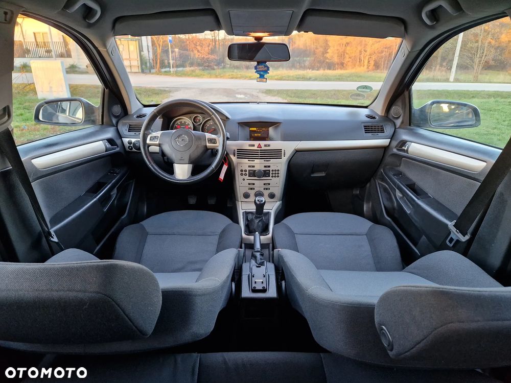 Opel Astra 1.6 - 13