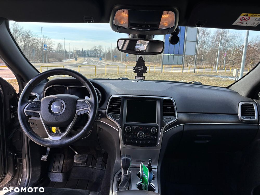 Jeep Grand Cherokee - 4
