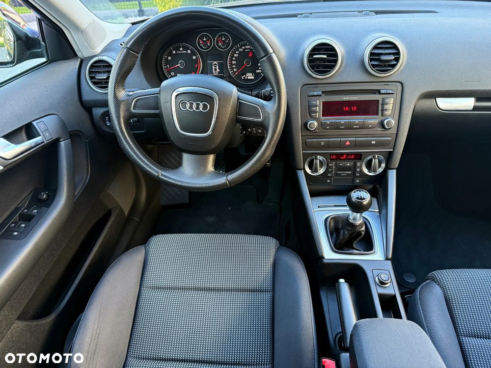 Audi A3 Sportback 1.4 TFSI Attraction - 13