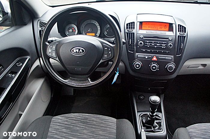 Kia Ceed 1.6 CVVT EX - 18