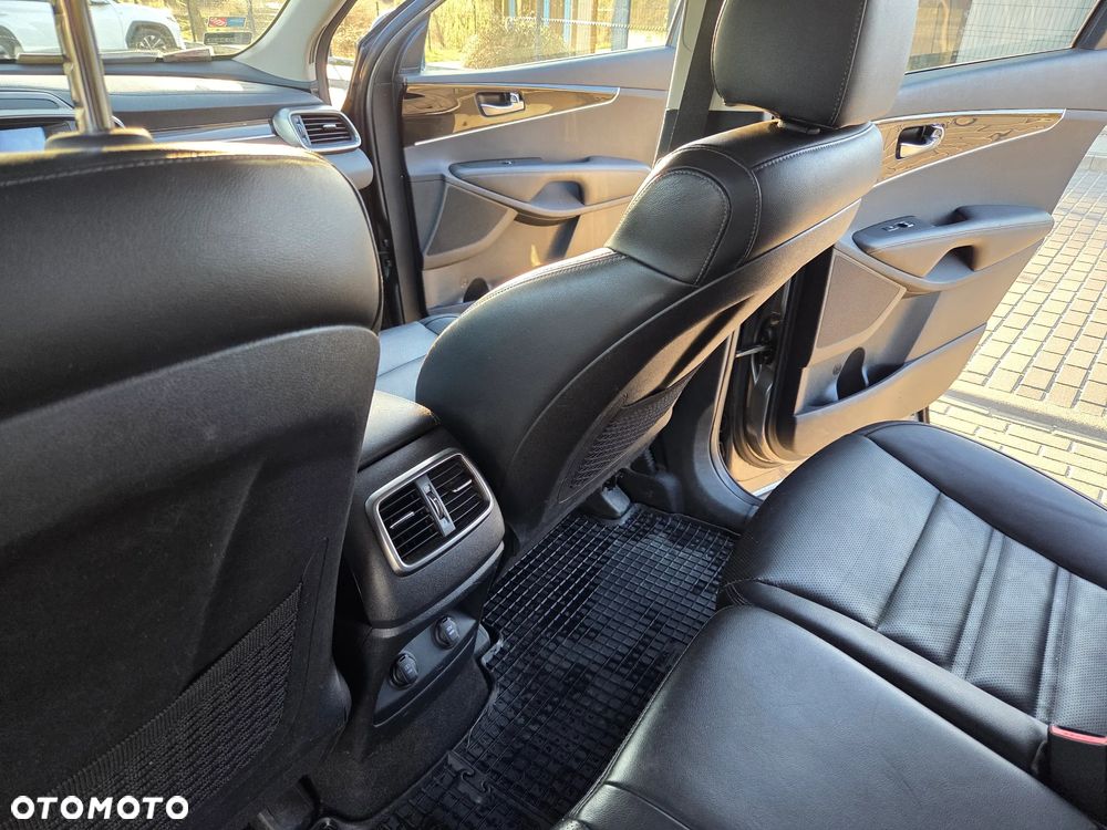 Kia Sorento 2.0 CRDI L - 12