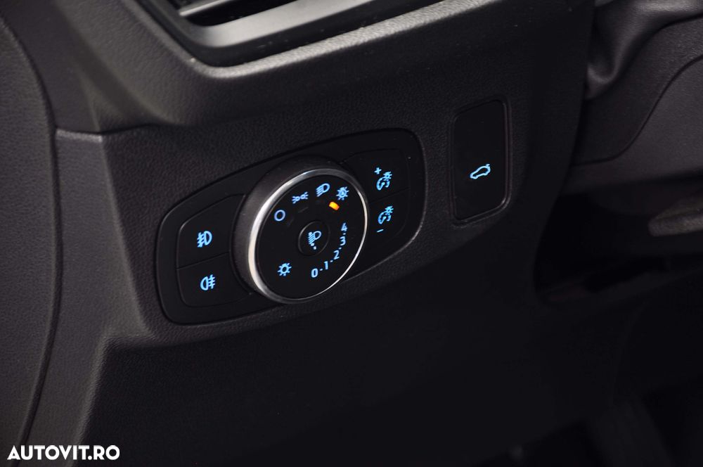 Ford Focus 1.0 EcoBoost Trend Edition - 10