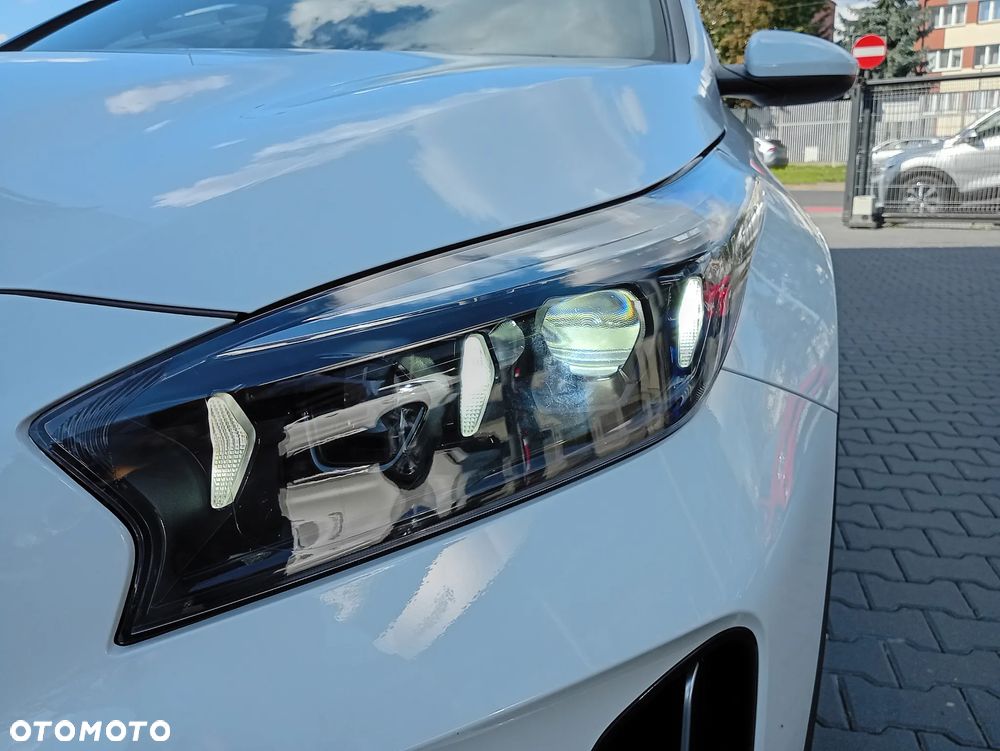 Kia XCeed 1.6 T-GDI M DCT - 14