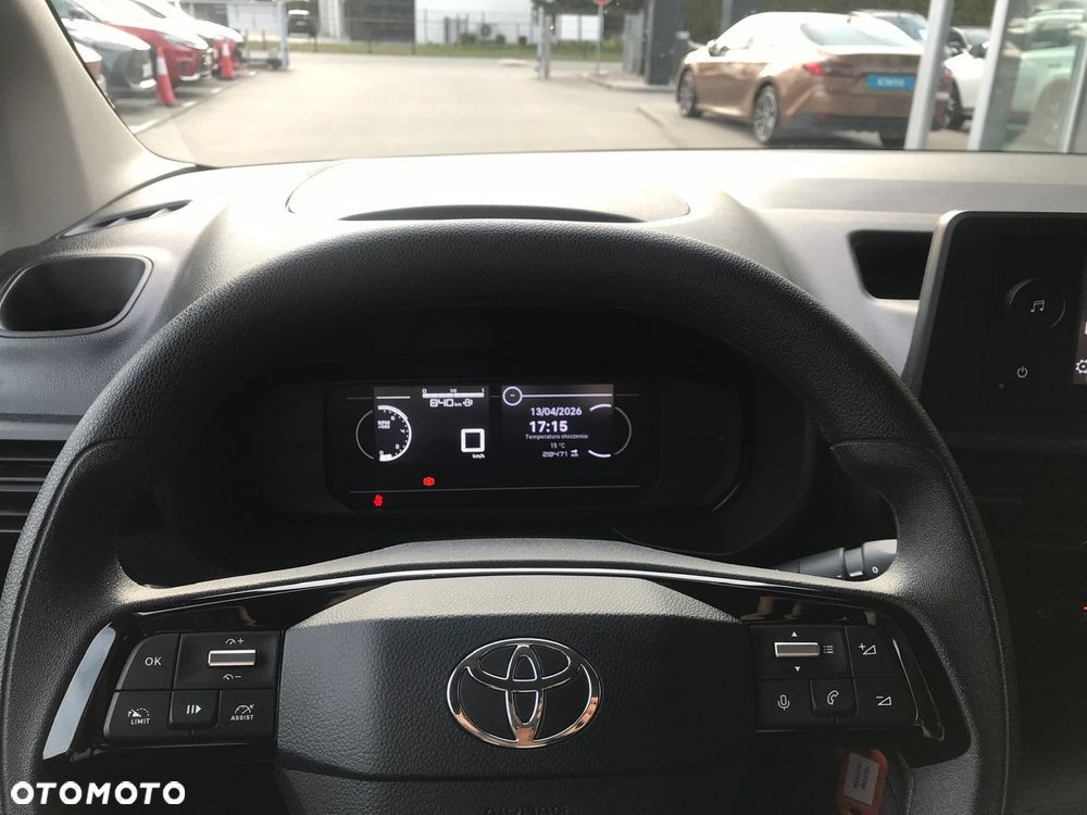 Toyota Proace City - 30