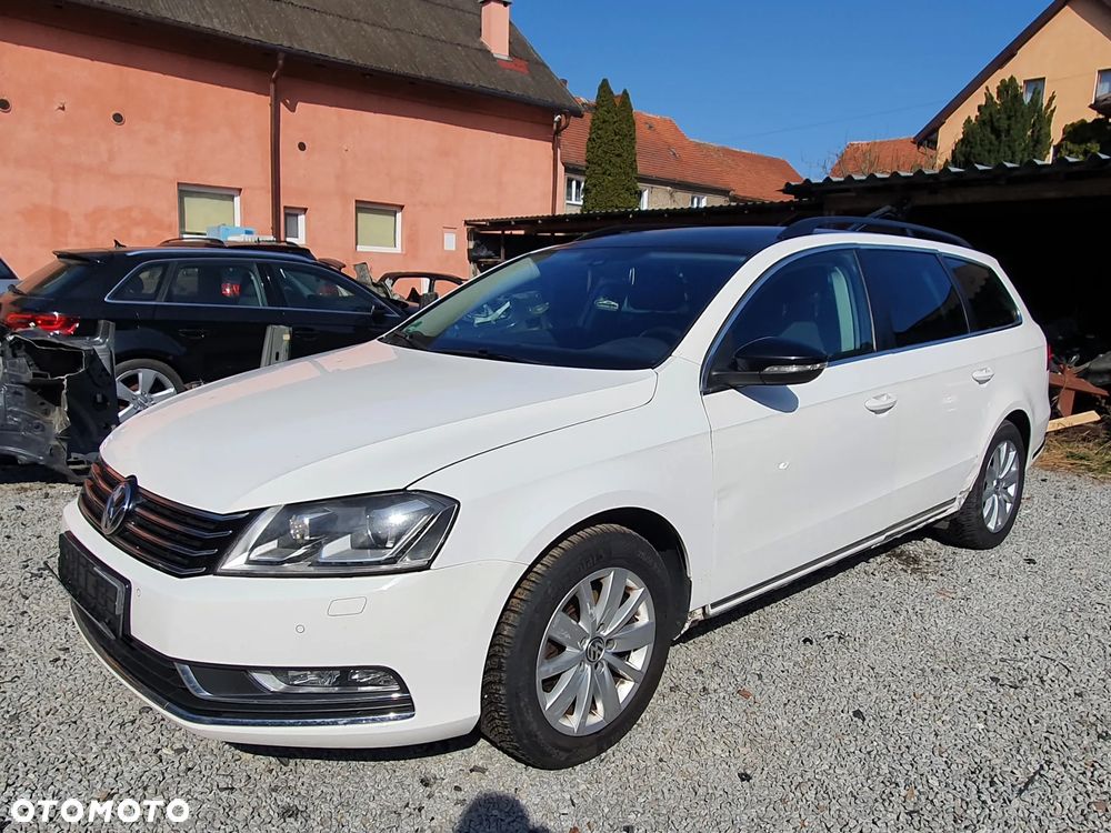 Volkswagen Passat 1.8 TSI DSG Comfortline - 30