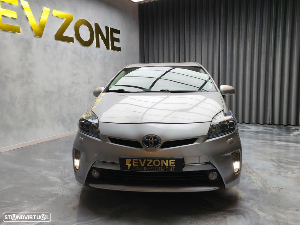 Toyota Prius 1.8 Plug-In Luxury+Pele - 2