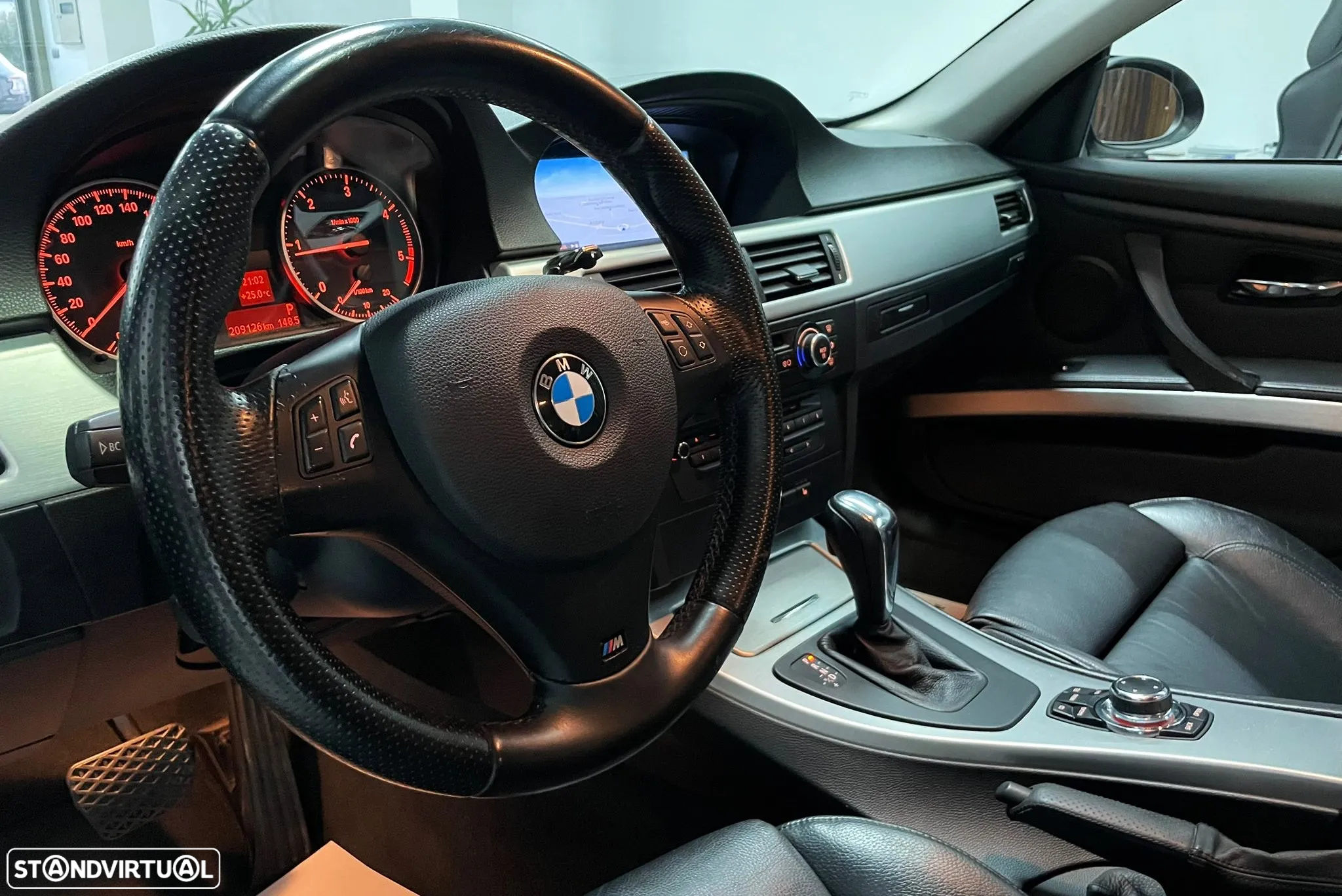 BMW 320 d Coupe Aut. - 28