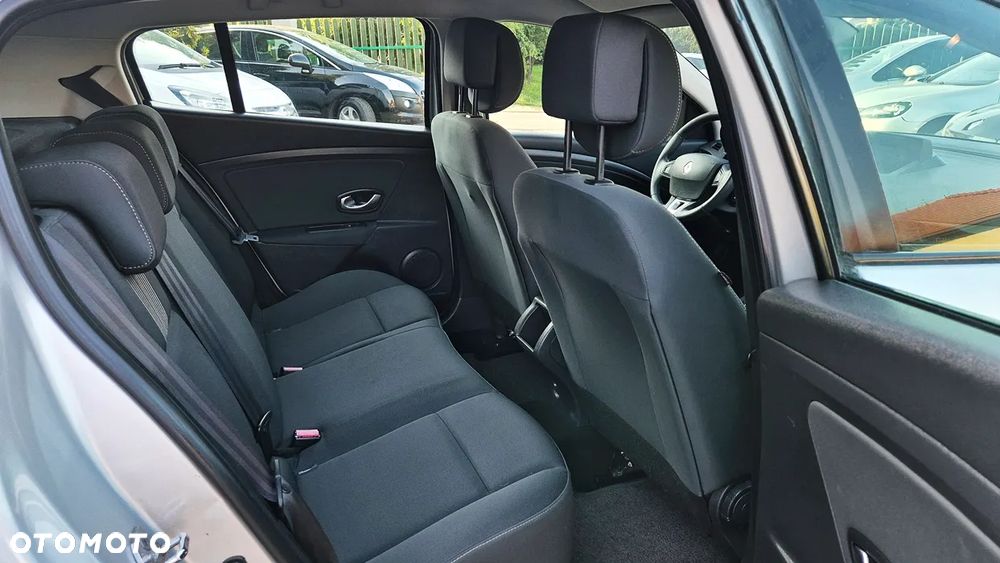 Renault Megane 1.6 16V 110 Paris Business - 34