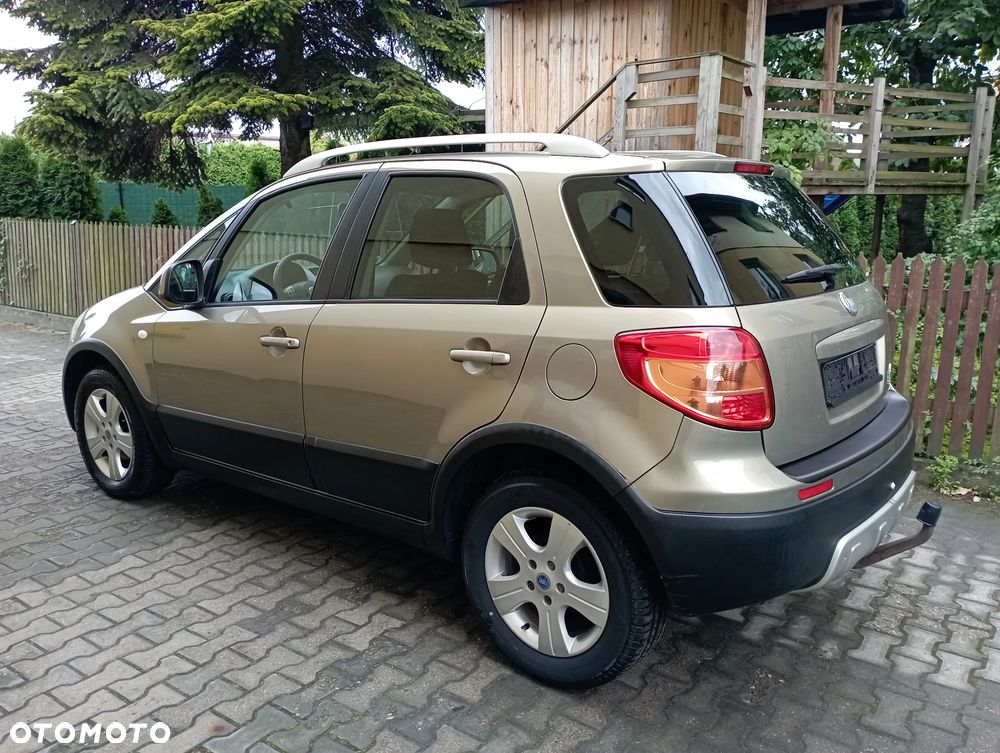 Fiat Sedici 1.6 16V 4x4 Luxury - 3