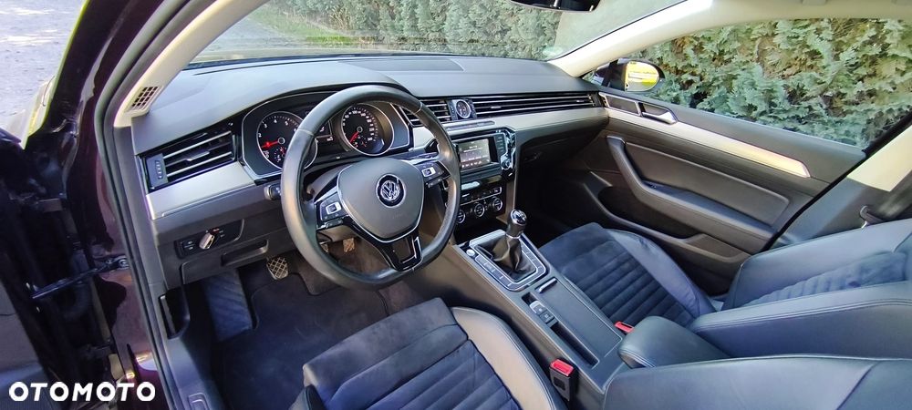 Volkswagen Passat 1.4 TSI ACT (BlueMotion Technology) Highline - 8