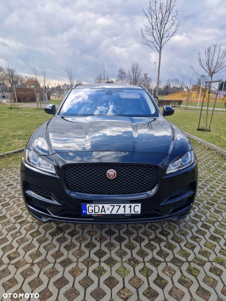Jaguar F-Pace 2.0 i4P AWD Prestige - 4