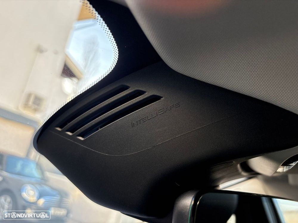 Volvo V60 2.0 D3 Momentum Plus - 42