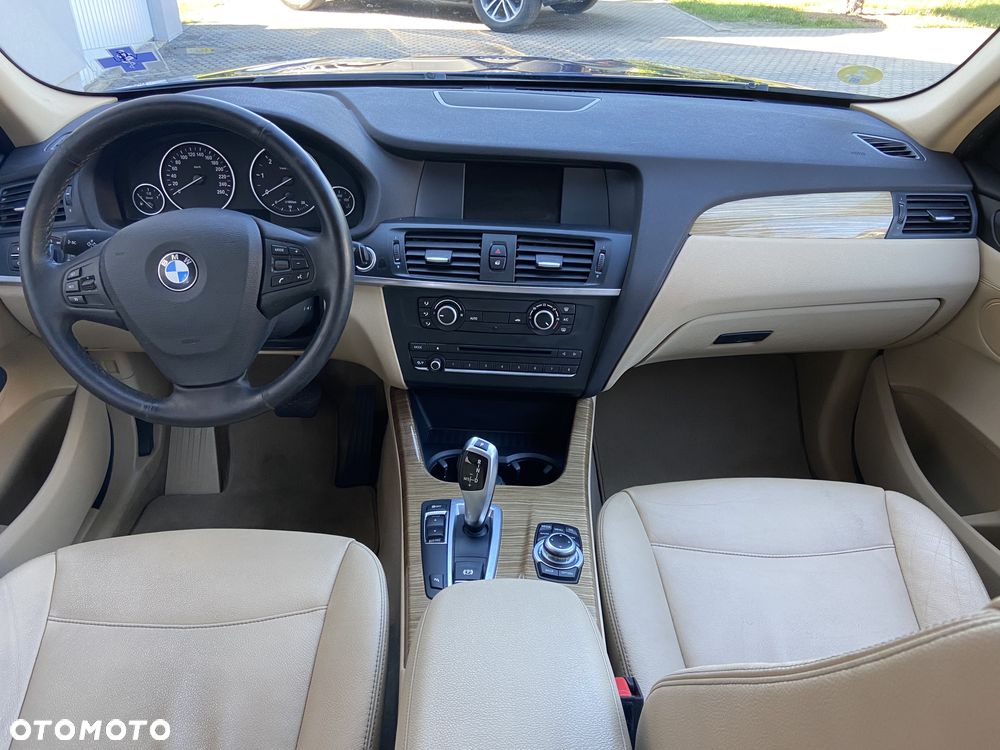 BMW X3 sDrive18d - 10