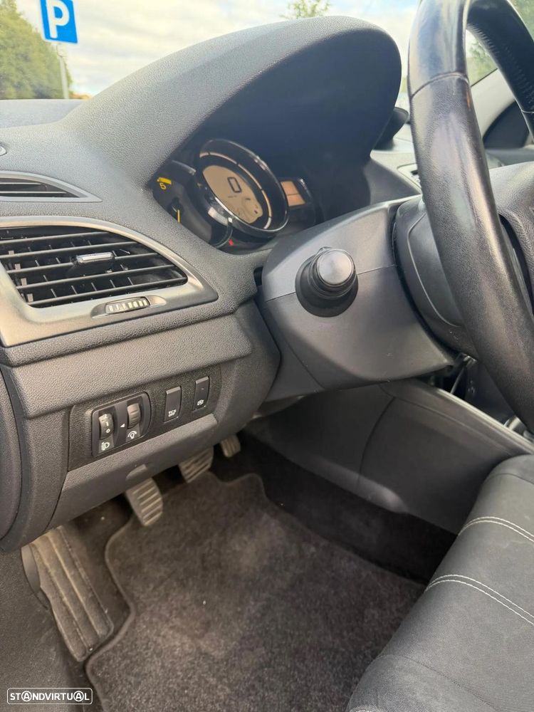 Renault Mégane - 9