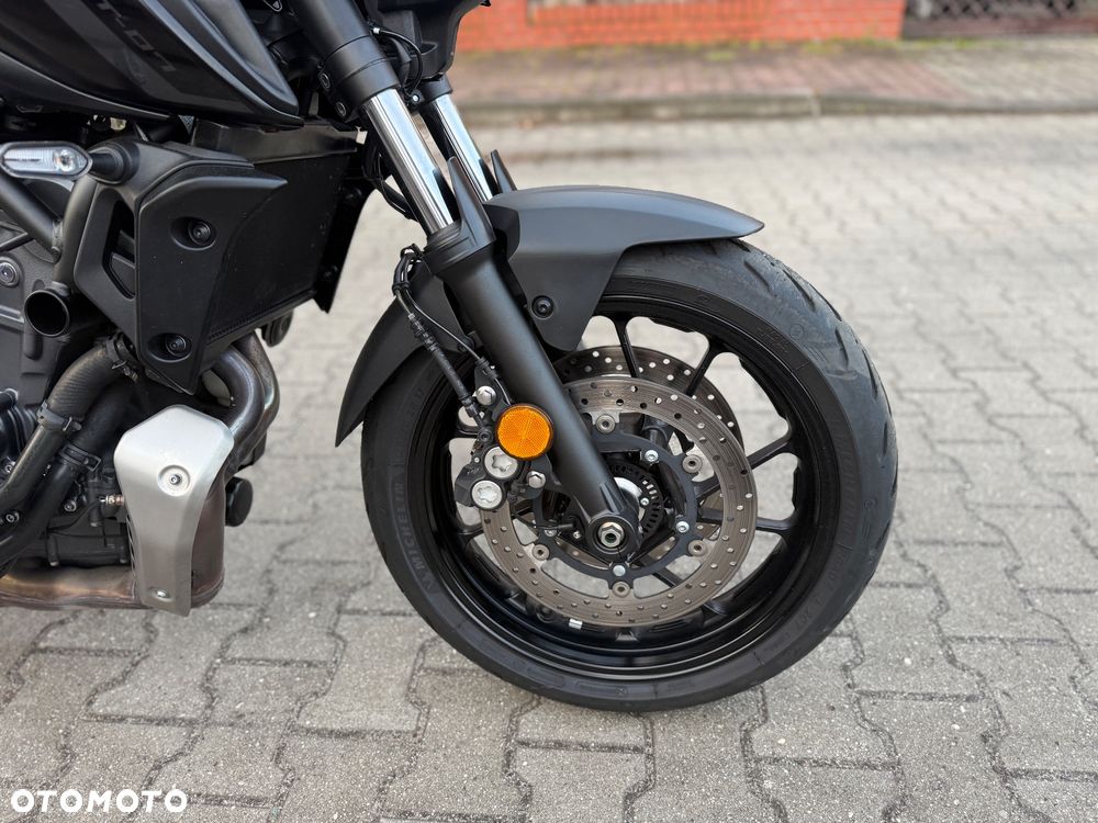 Yamaha MT - 5