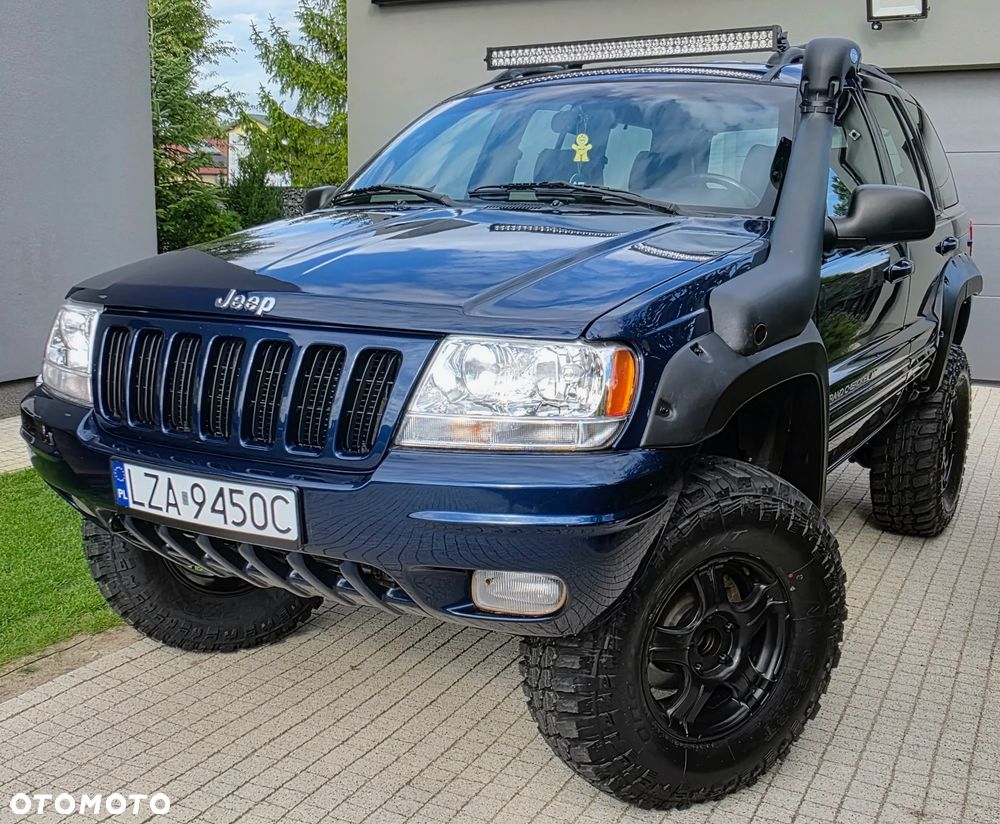 Jeep Grand Cherokee - 26