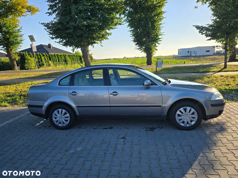 Volkswagen Passat 2.0 Comfortline - 6