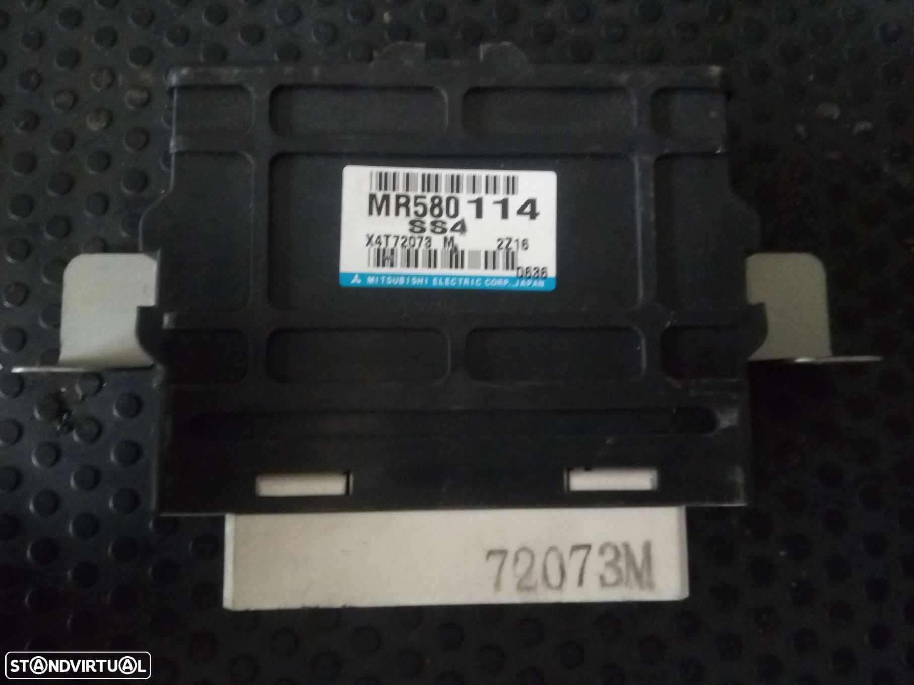 Centralina / Modulo Traçao (4Wd) Mitsubishi Pajero Classic (V2_W) - 1