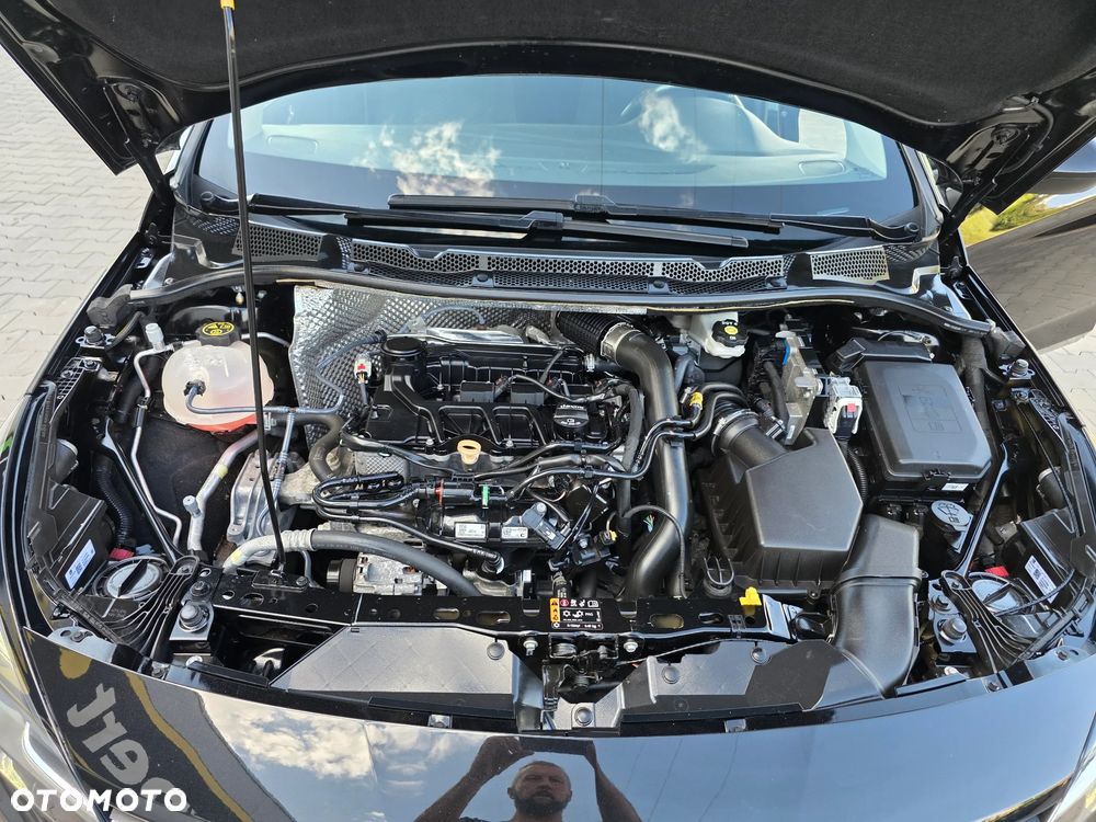 Opel Astra 1.2 Turbo Business Edition - 13
