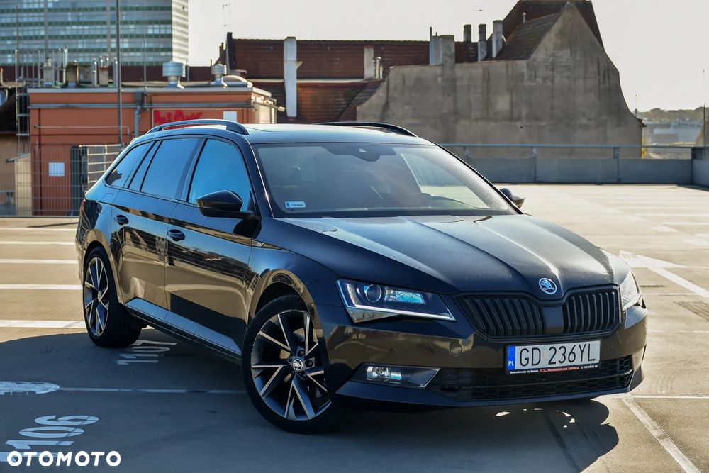 Skoda Superb 2.0 TSI 4x4 Sportline DSG - 6