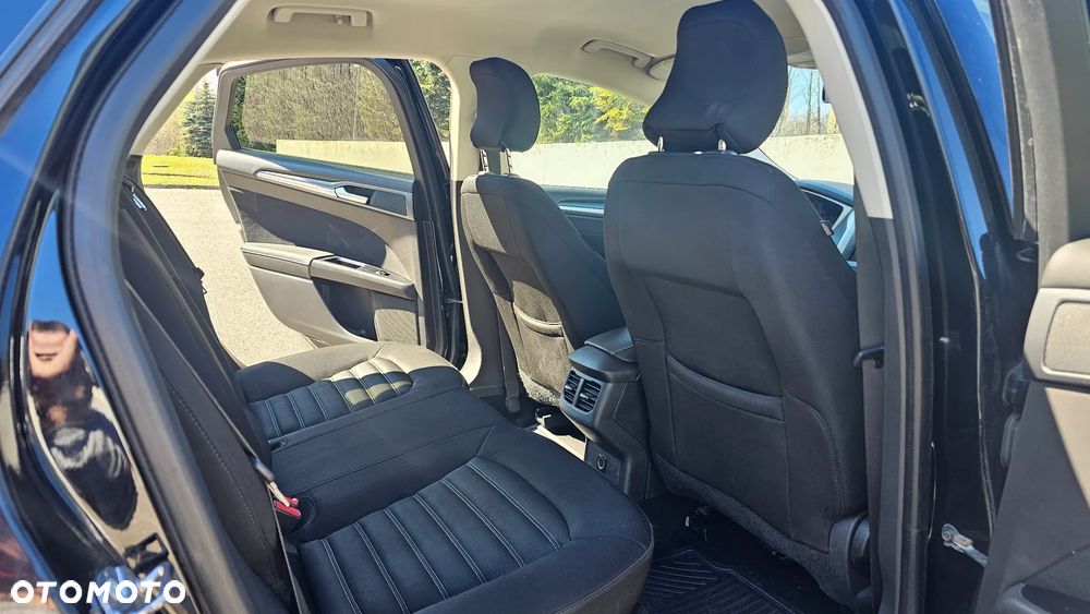 Ford Mondeo 2.0 TDCi Trend PowerShift - 9