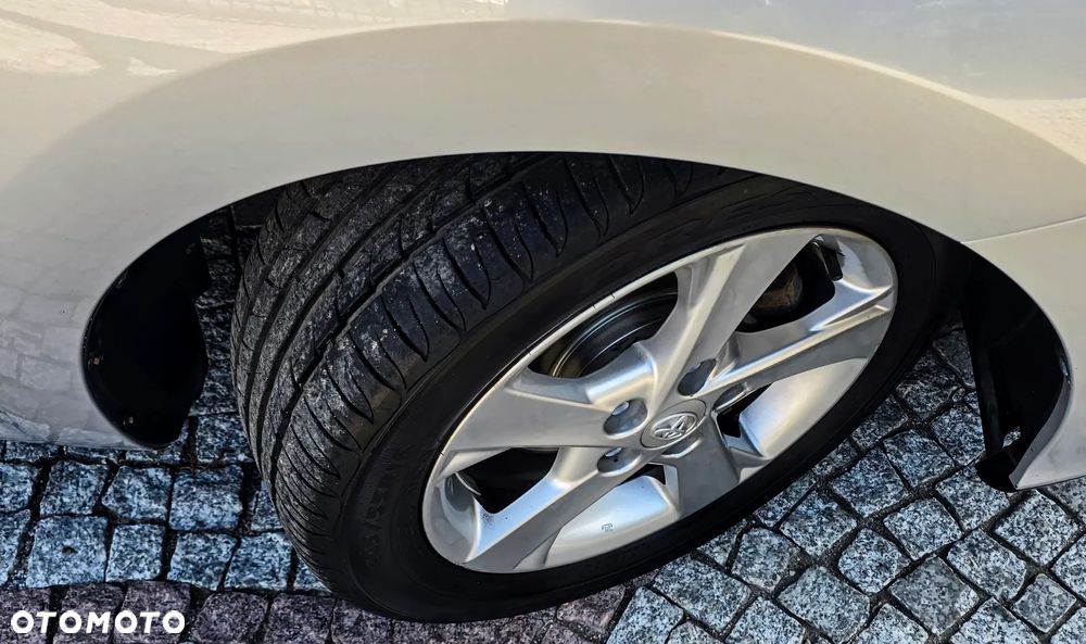 Toyota Auris 1.6 Prestige - 35