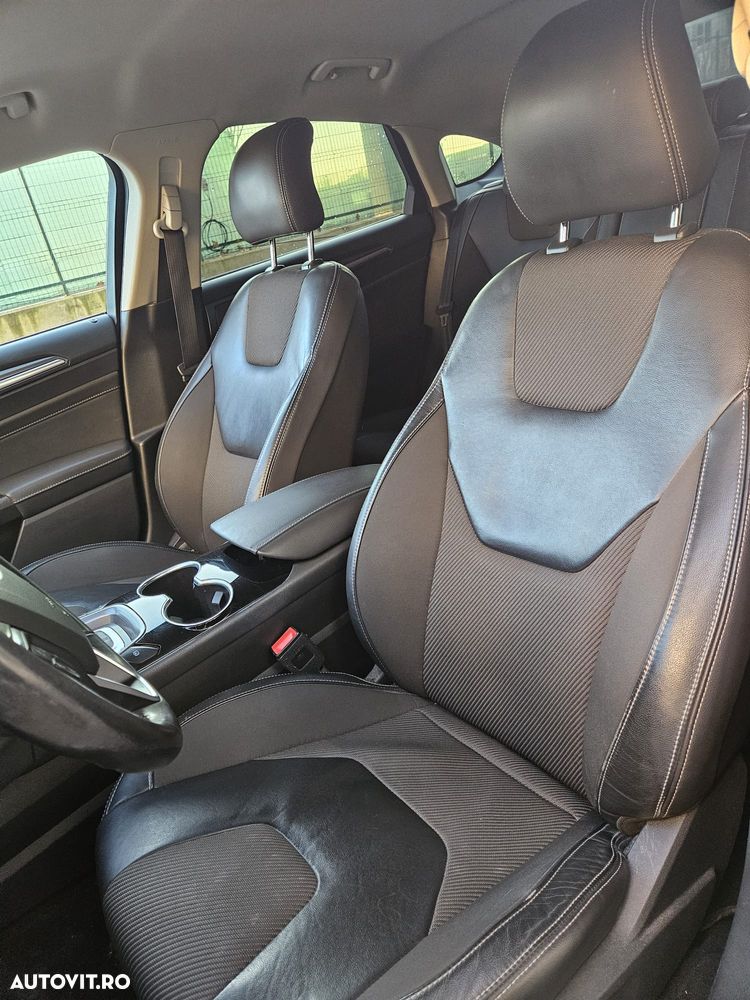 Ford Mondeo 2.0 TDCI PowerShift Titanium - 14