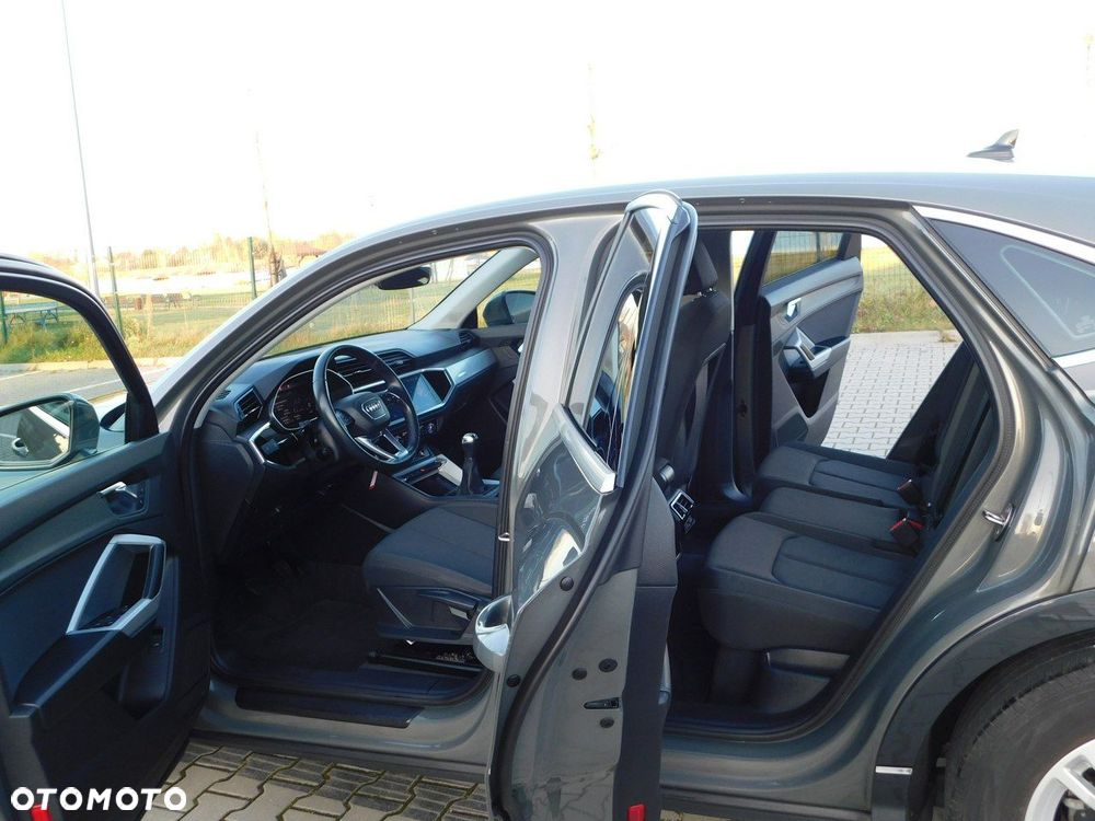 Audi Q3 Sportback 35 TFSI - 13