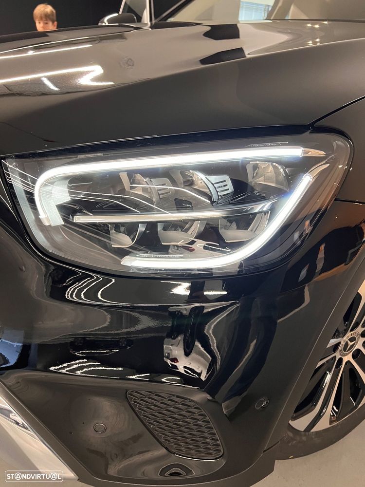 Mercedes-Benz GLC 300 e Coupé 4Matic - 11