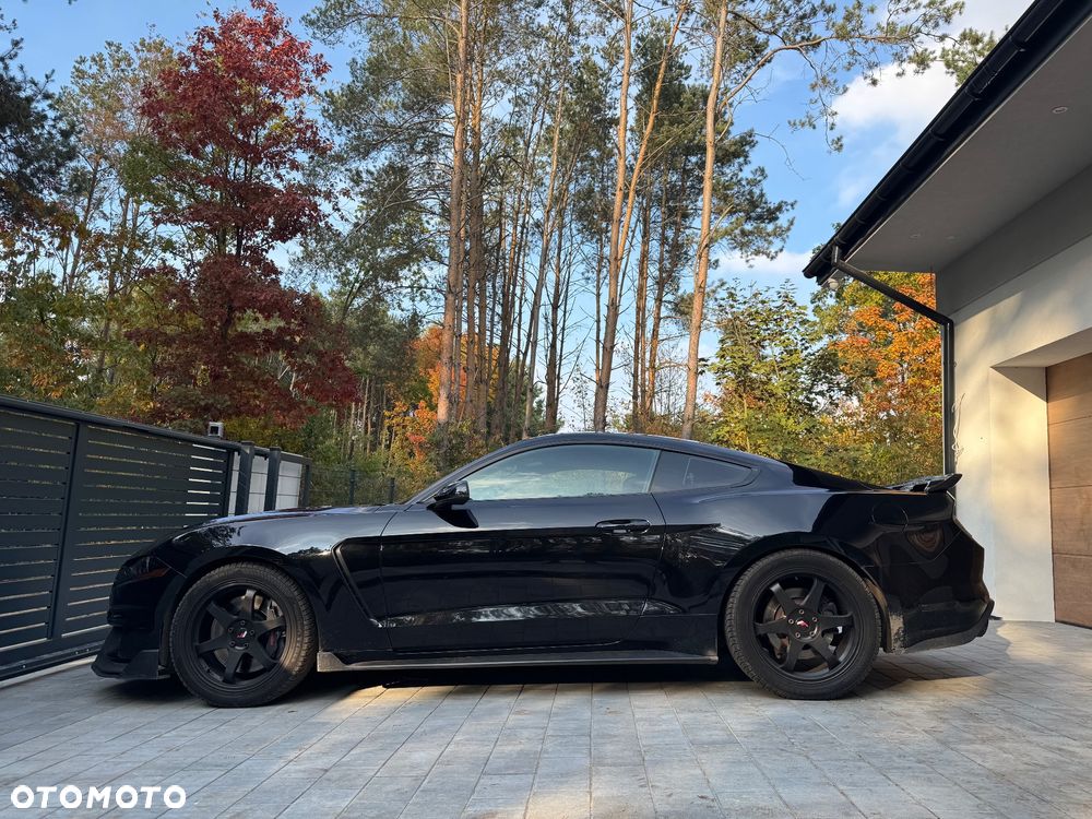 Ford Mustang 5.0 V8 GT - 9