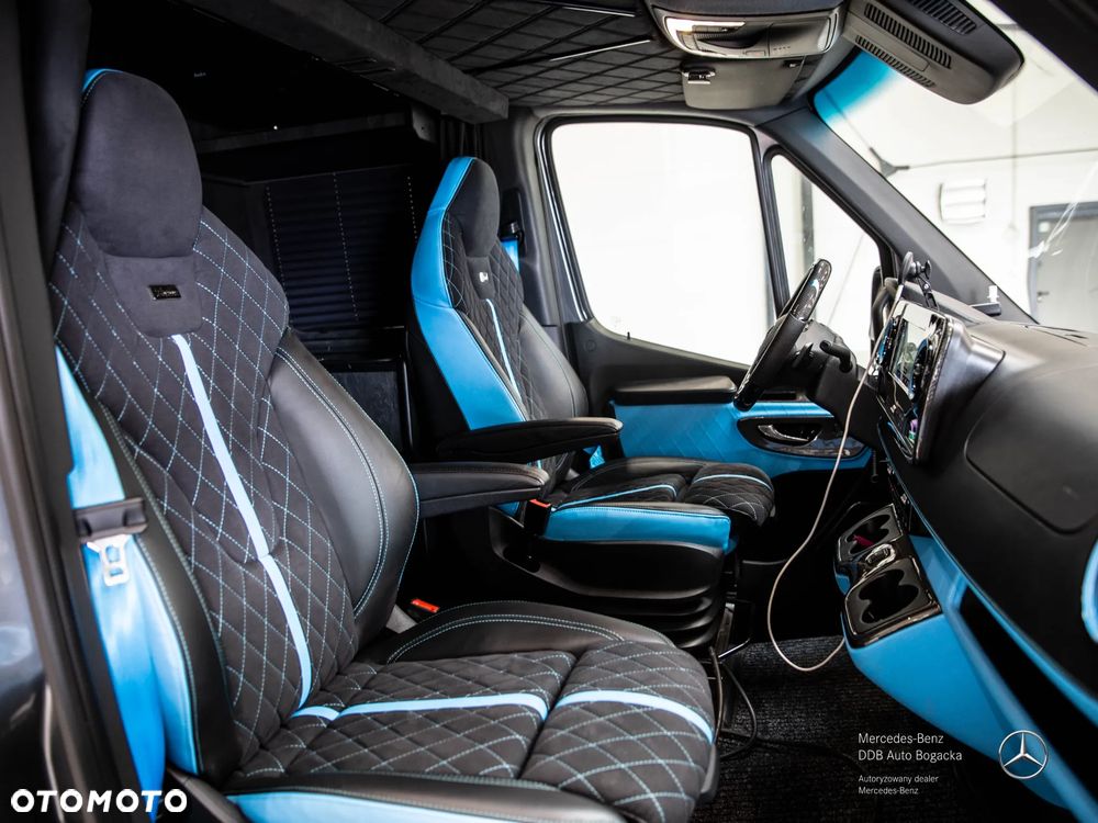 Mercedes-Benz Sprinter Long PRO 9G-Tronic 907.235 - 14