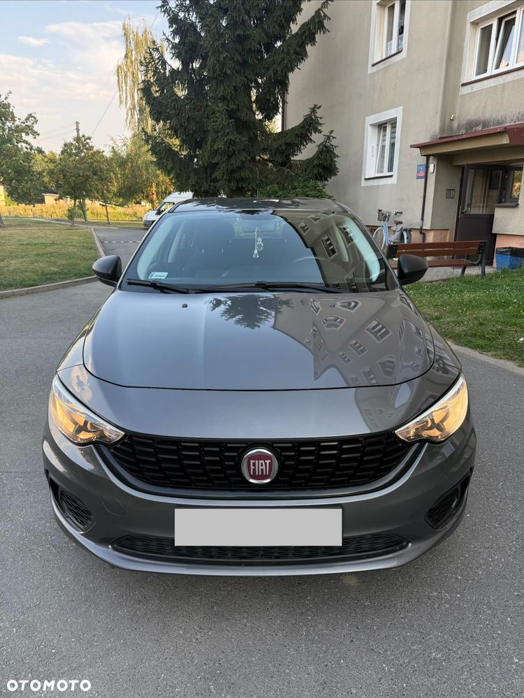 Fiat Tipo 1.4 16v Easy EU6d - 9