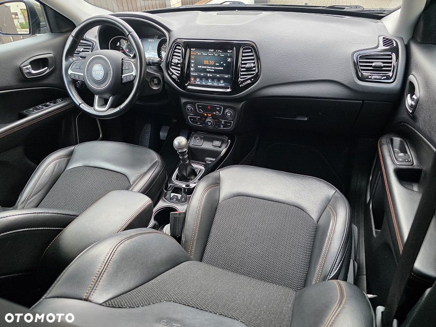 Jeep Compass 1.4 TMair Limited FWD S&S - 24