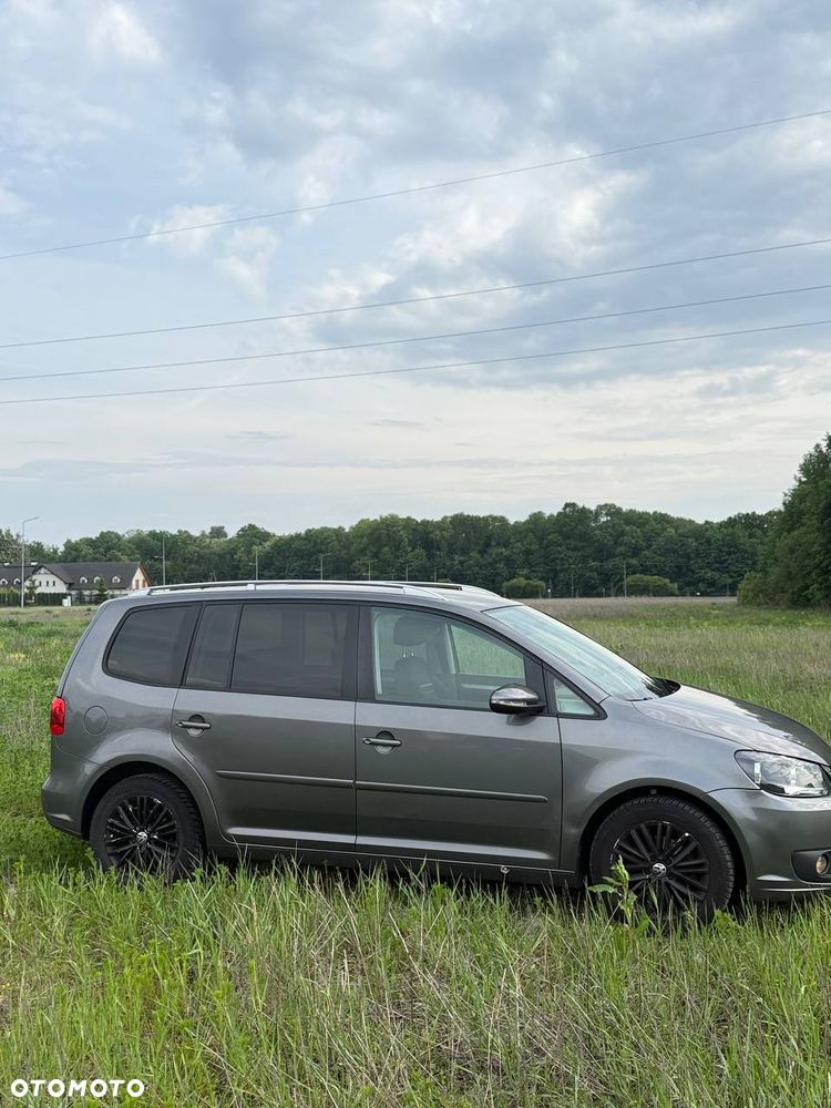 Volkswagen Touran 1.6 TDI DPF Comfortline - 3