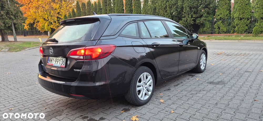 Opel Astra - 4