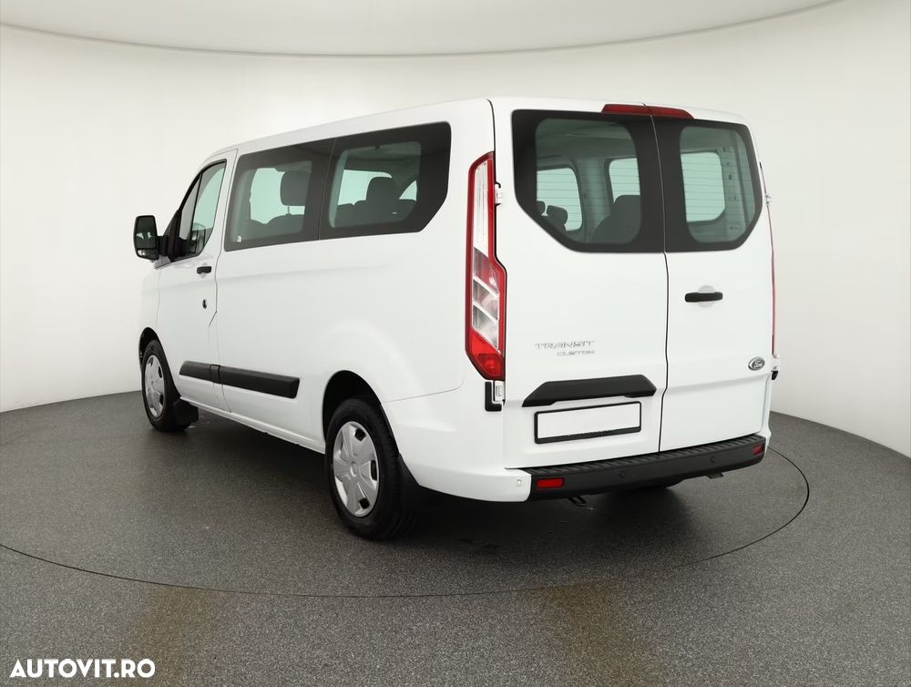 Ford Transit Custom - 8