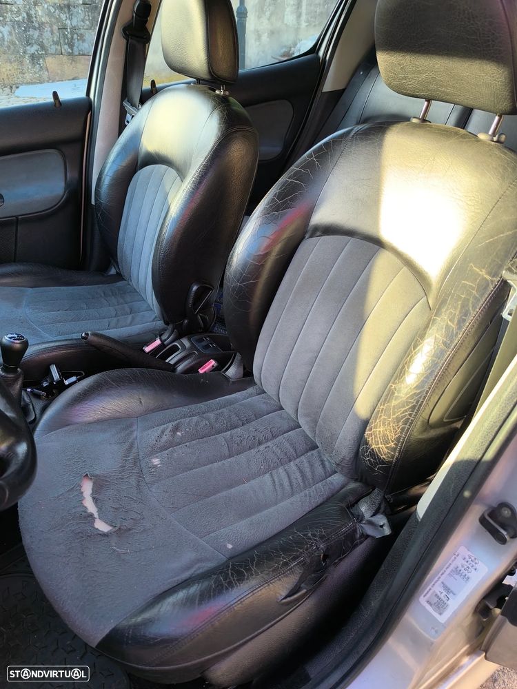 Peugeot 206 - 8