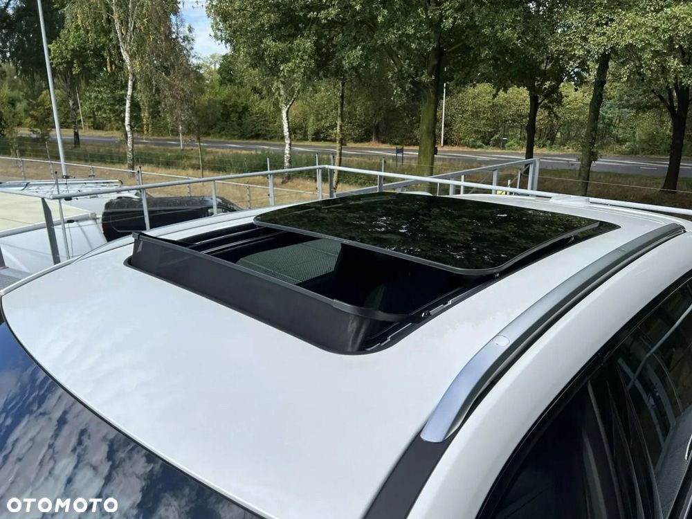 Omoda 9 1.5 Super Hybrid Exclusive AWD - 8