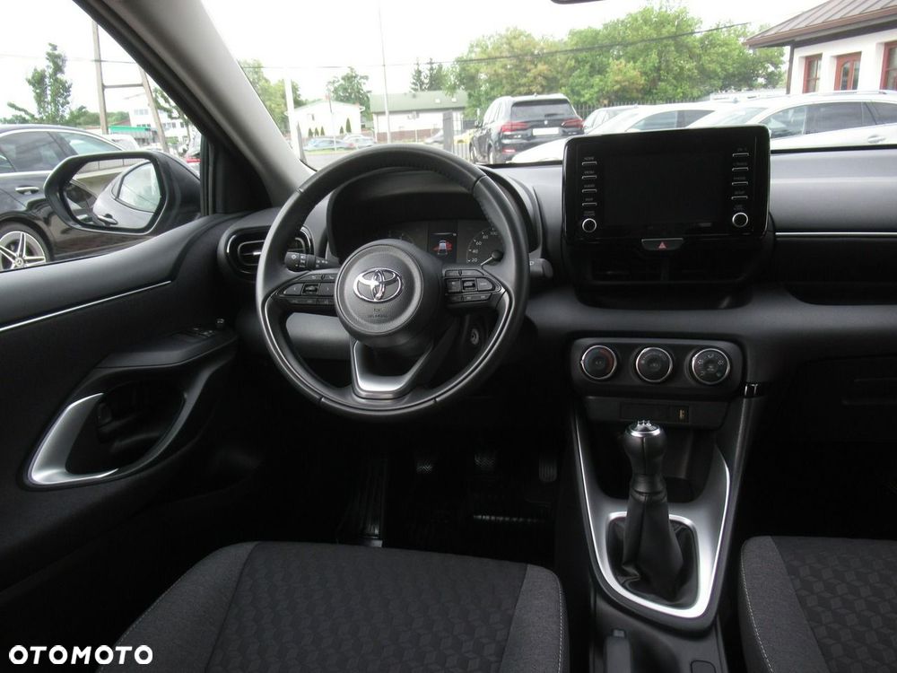Toyota Yaris 1.0 Comfort - 11