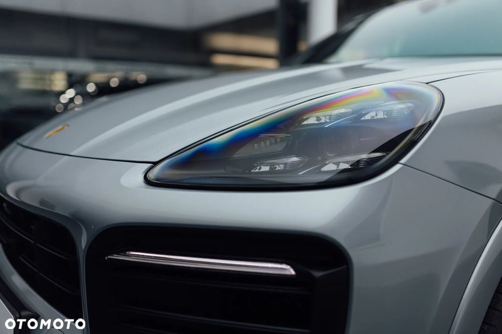 Porsche Cayenne - 37